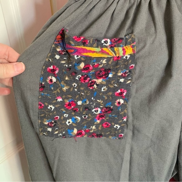 Grey Boho Lounge Pants with Embroidered Pockets, size Medium - Picture 3 of 8